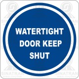 Watertinghtdoor keep shut